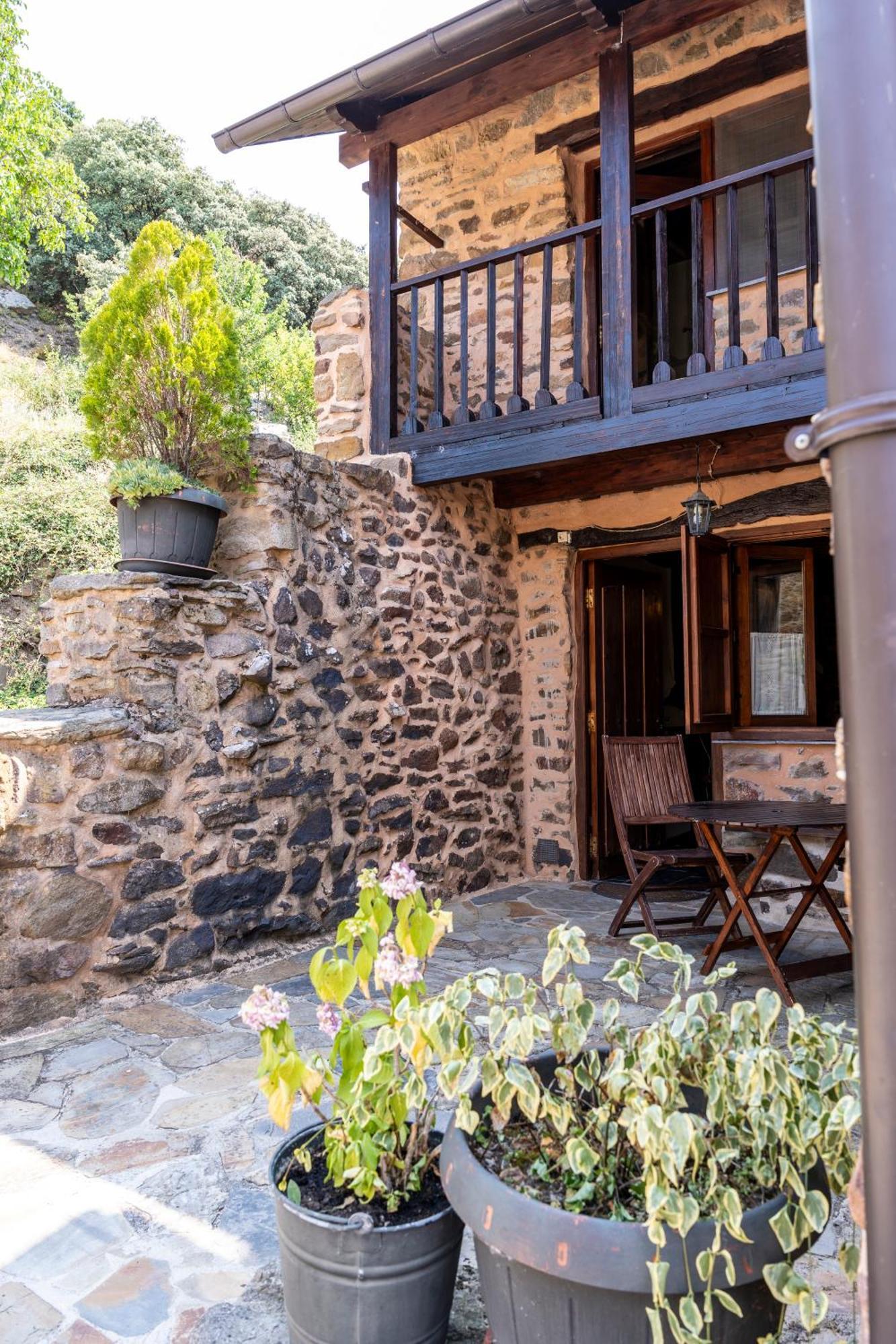 Casa De Sardom3 Holiday home Bembibre (Castile and Leon)